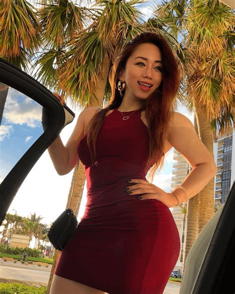 r juicyasians|Women of the East with a little extra oomph .
